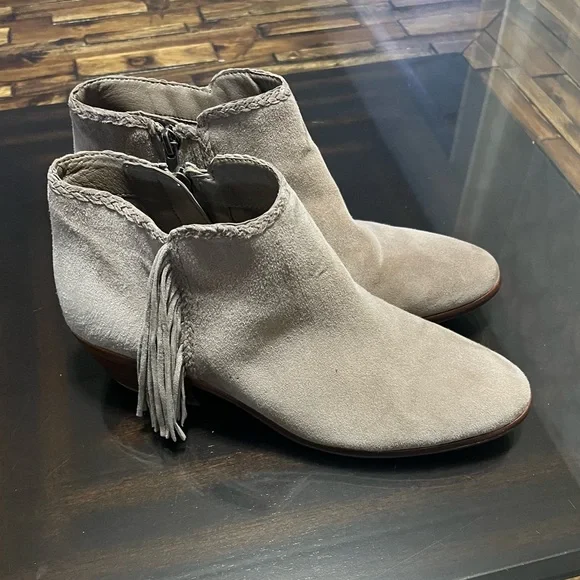 Sam Edelman Paige Fringe Gray Leather Suede Ankle Booties Size 8.5 - Picture 7 of 11